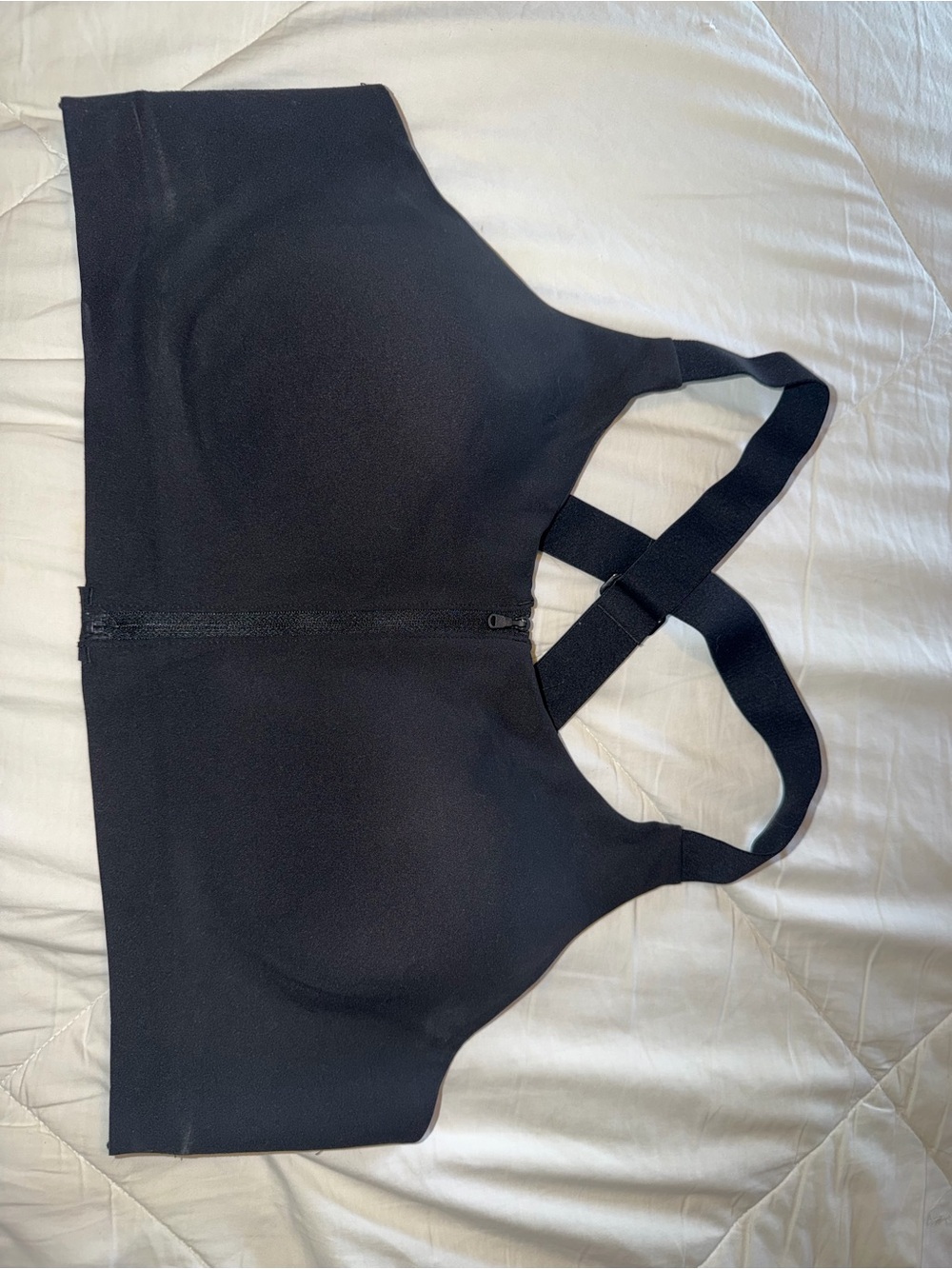 Duluth Trading Co Black Front-Zip Seamless Sports Bra
